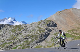 cyclistes au col du Galibier (05)