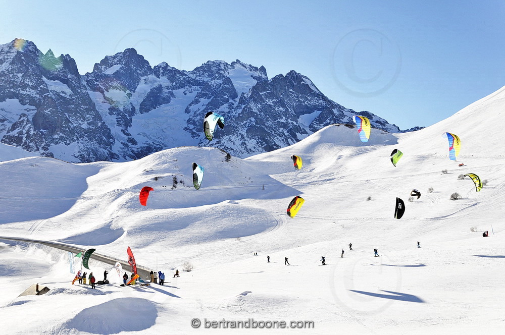Snowkite Masters 2012 - col du Lautaret (05) France