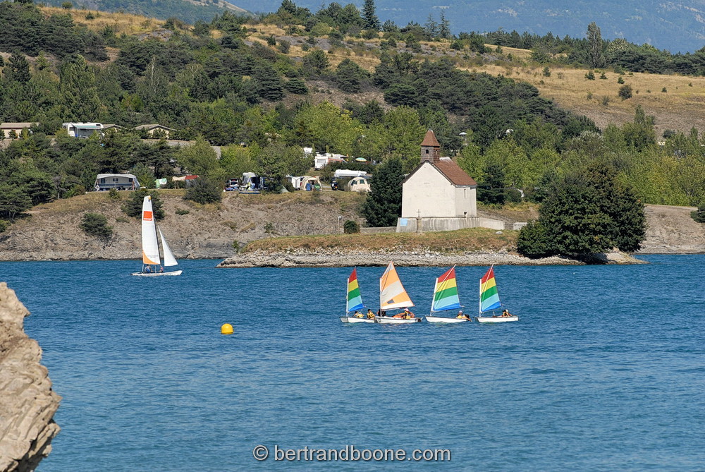 lac de Serre Ponçon - Hautes Alpes - France