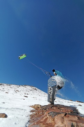 snowkite: Johann Civel - Oukaimeden - Maroc