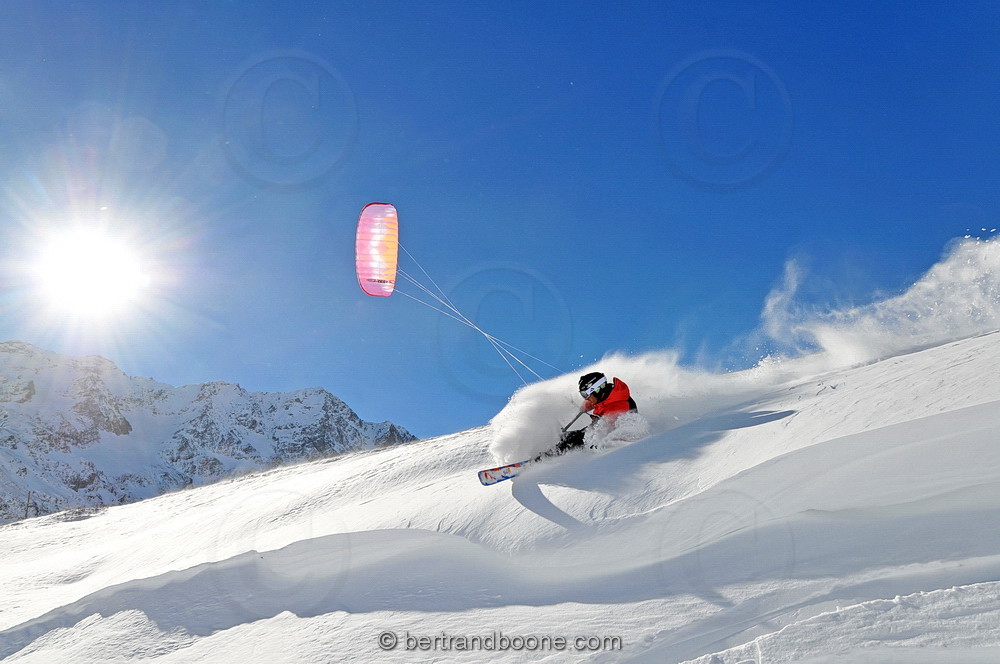 Johann Civel - snowkite au col du Lautaret (05)