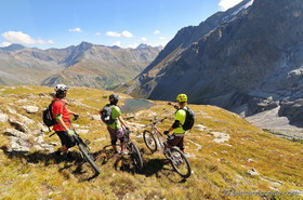 VTT dans les vallons de La Meije (05)