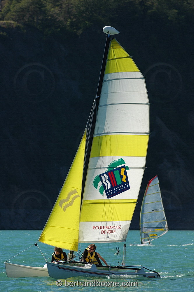 lac de Serre Ponçon-Hautes Alpes-France