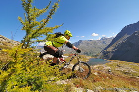 VTT dans les vallons de La Meije (05)