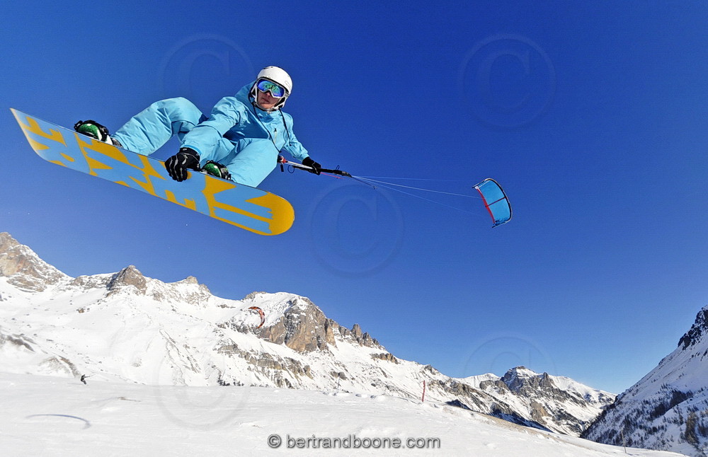 Romain Luppi - Snowkite Masters 2012 - col du Lautaret (05) France