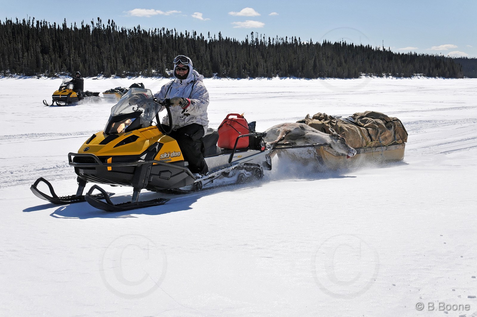 120401-0134 © B.Boone