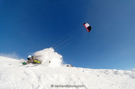 Fabio Ingrosso - snowkite au col du Lautaret (05) Fr