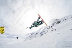Romain Luppi - Bernina pass - snowkite en Suisse