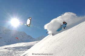Jérome Josserand - snowkite au col du Lautaret (05) Fr