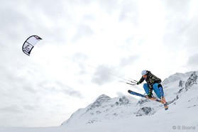 Fabio Ingrosso - Bernina pass - snowkite en Suisse