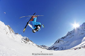 Johann Civel - Snowkite Masters 2012 - col du Lautaret (05) France
