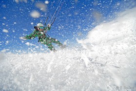 Romain Luppi - snowkite au Liban