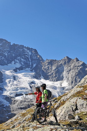 VTT dans les vallons de La Meije (05)